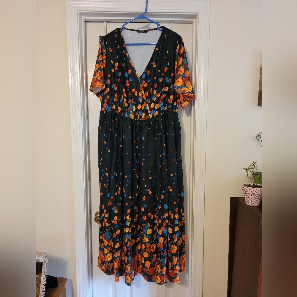 Bloomchic Black Floral Dress (Plus Size)